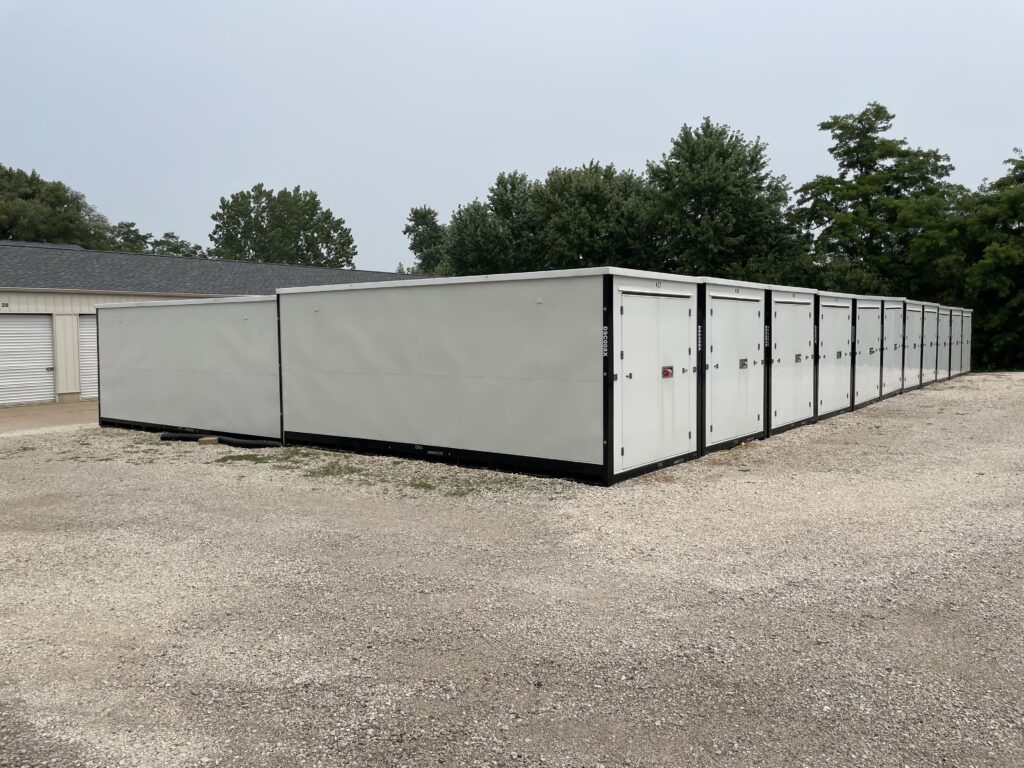 8' x 20' x 8' modular drive-up storage units