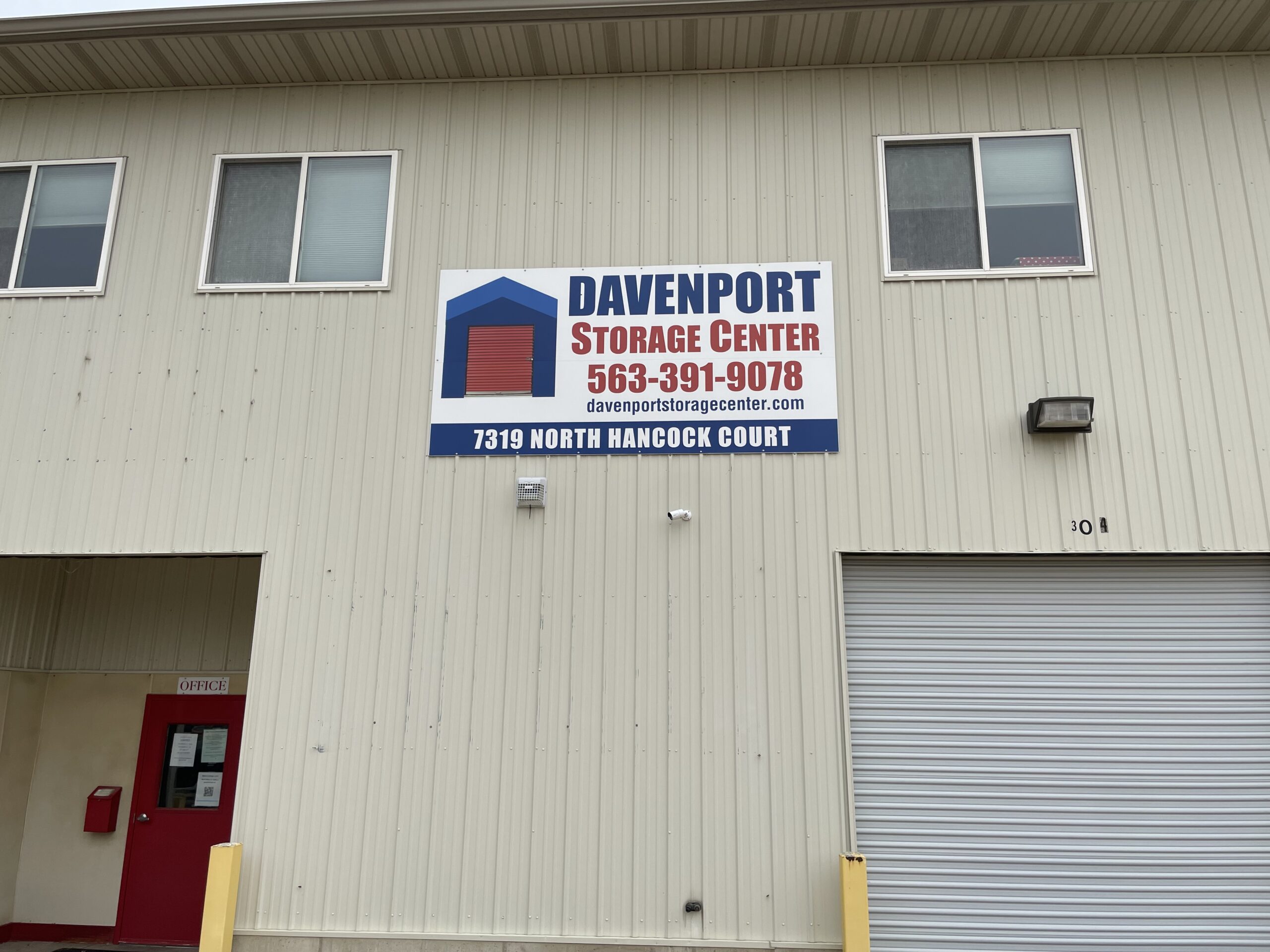 24Hour Storage Unit Access & Office Hours in Davenport, Iowa