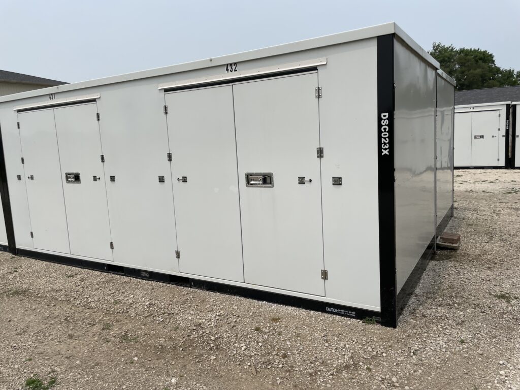 Drive-up (8' x 10' x 8') modular storage unit - unit number 432 (corner)