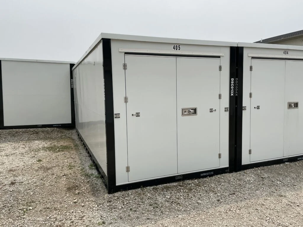 Drive-up (8' x 20' x 8') modular storage unit - unit number 405