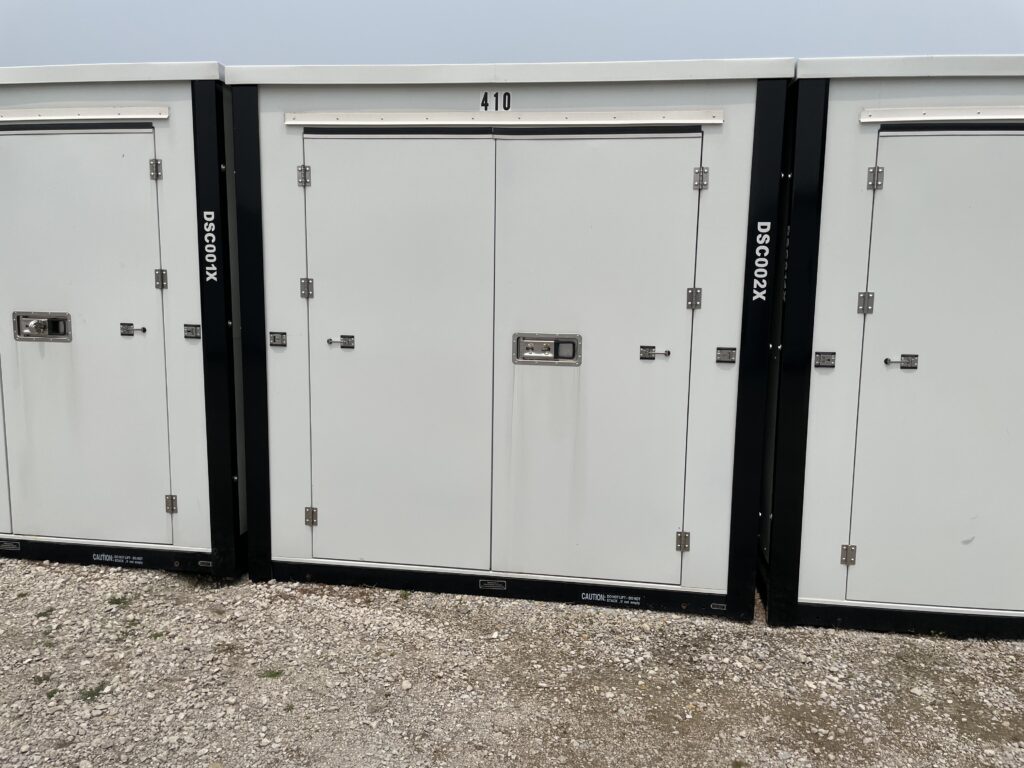Drive-up (8' x 20' x 8') modular storage unit - unit number 410